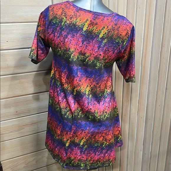 🦋LuLaRoe Graphic Blue and Pink Short Sleeve Blouse - Picture 3 of 5